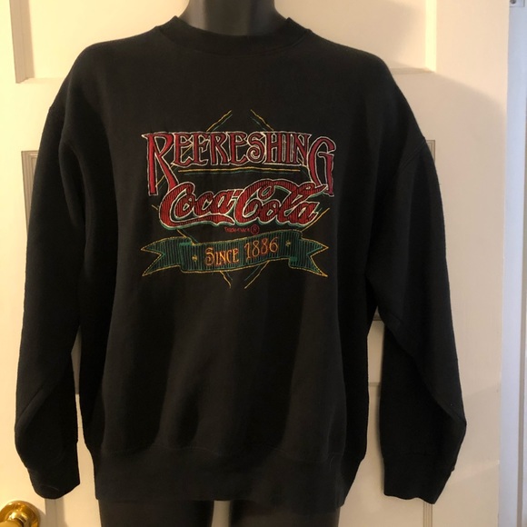 Refreshing Coca-Cola Sweater - Picture 2 of 5